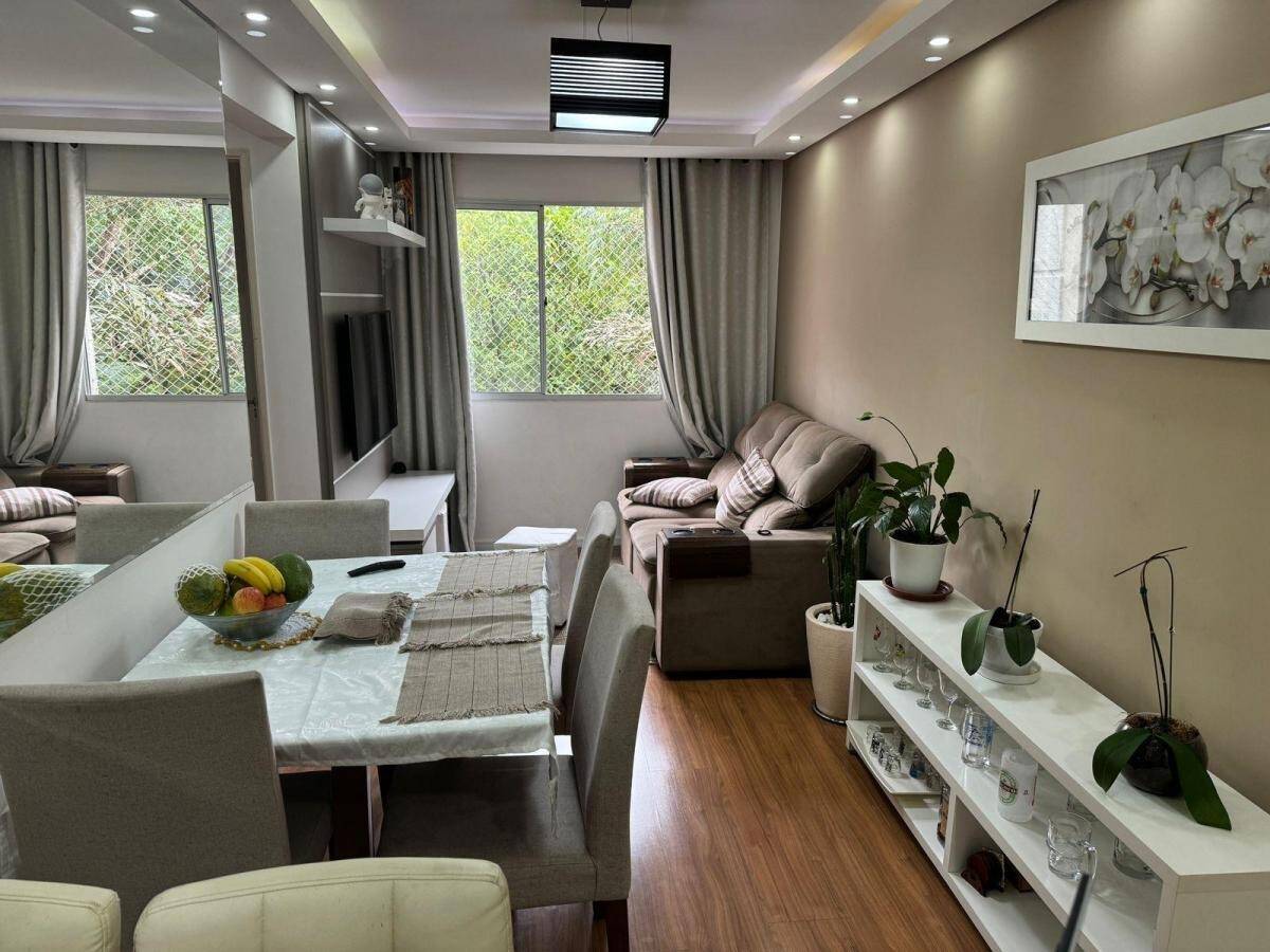 #831LZ - Apartamento para Venda em São Paulo - SP
