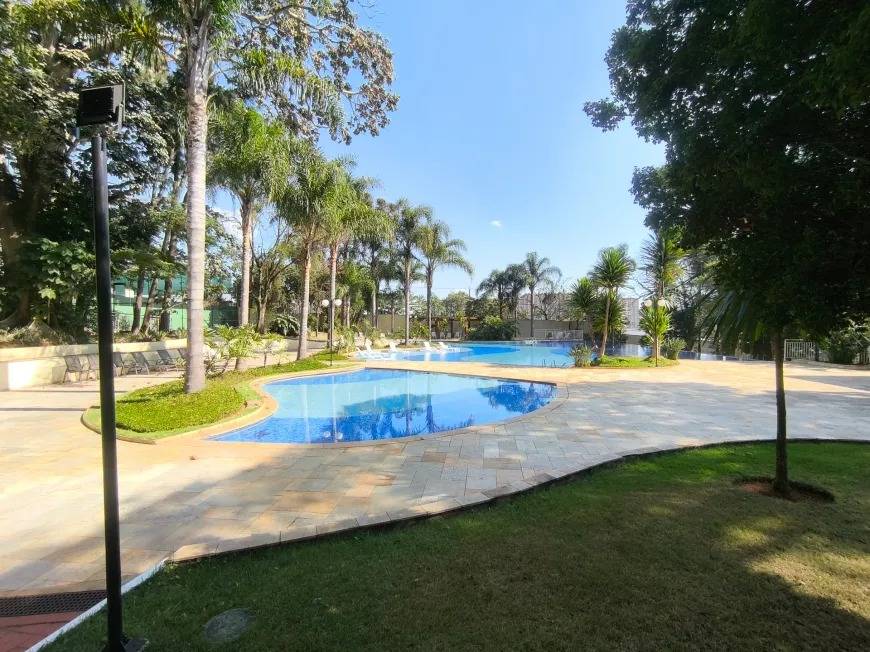 #2004LL - Apartamento para Venda em Taboão da Serra - SP