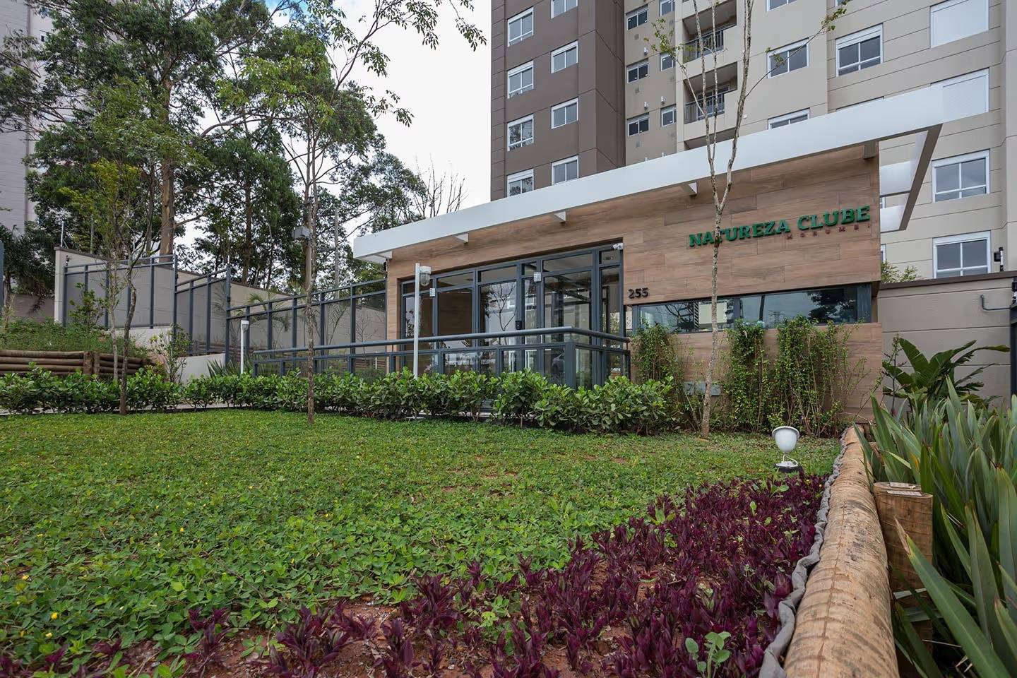 #905LZ - Apartamento para Venda em São Paulo - SP