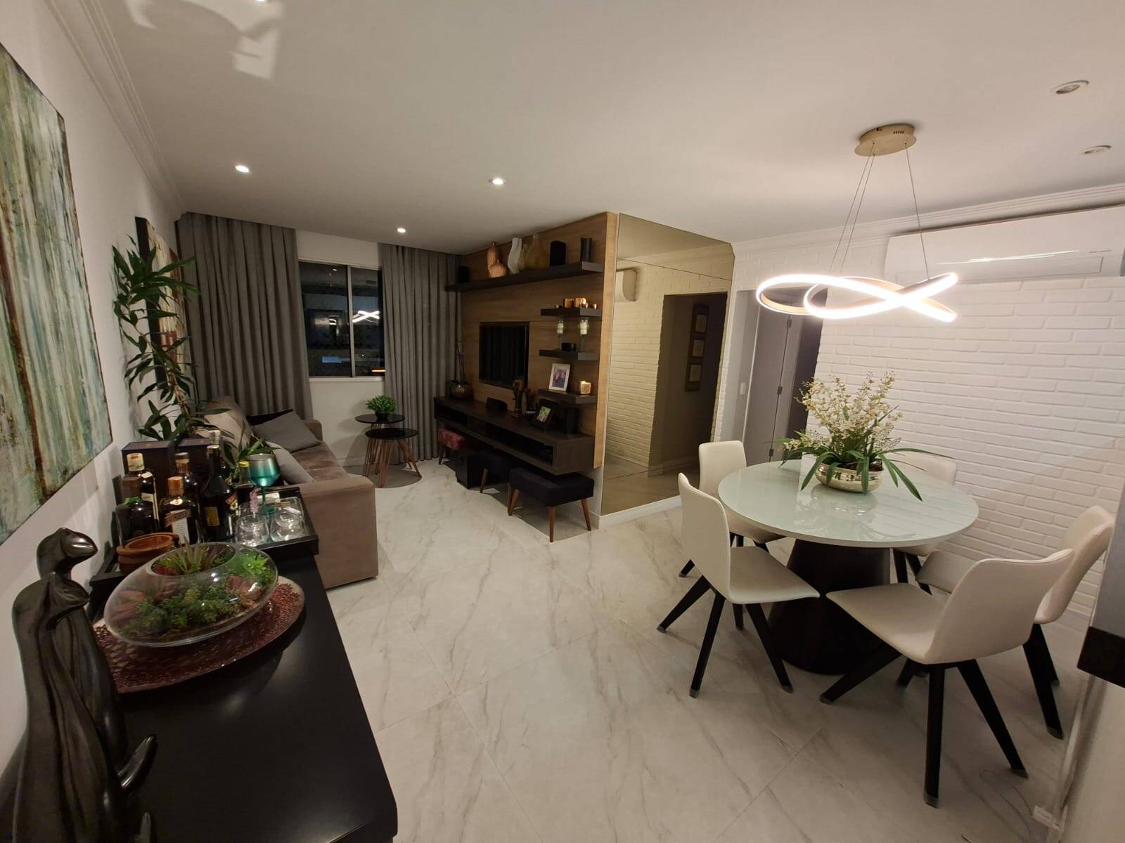 #920LZ - Apartamento para Venda em São Paulo - SP