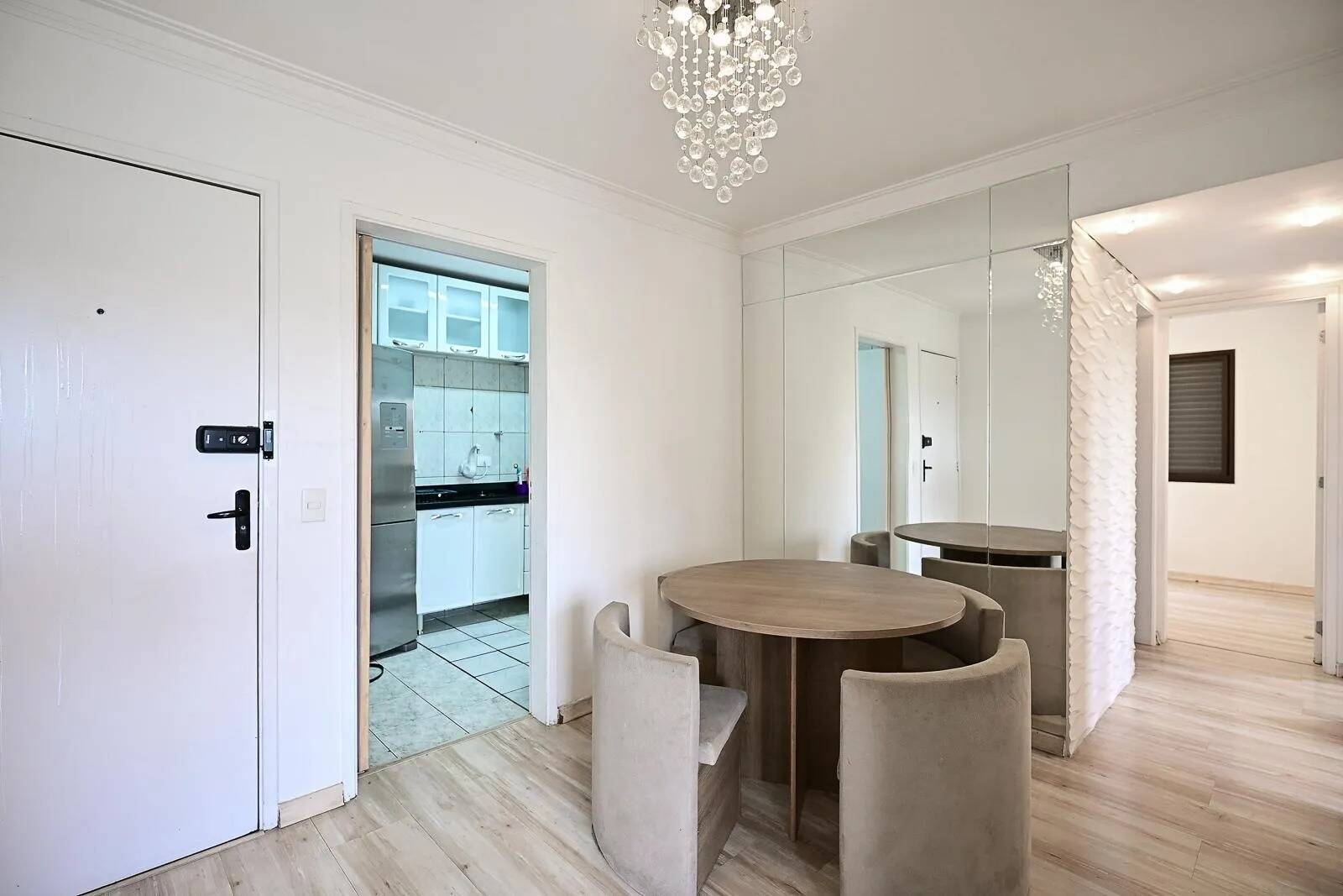 #158LS - Apartamento para Venda em São Paulo - SP
