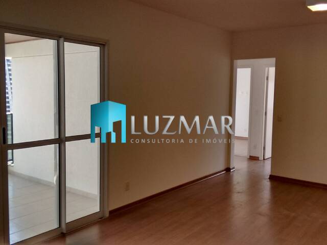 #703LZ - Apartamento para Venda em São Paulo - SP