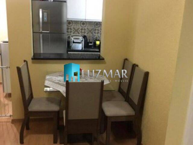 #713LZ - Apartamento para Venda em São Paulo - SP