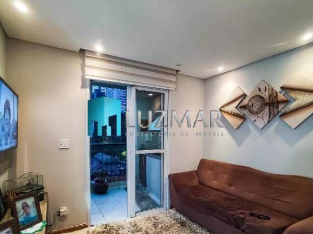 #111M - Apartamento para Venda em São Paulo - SP