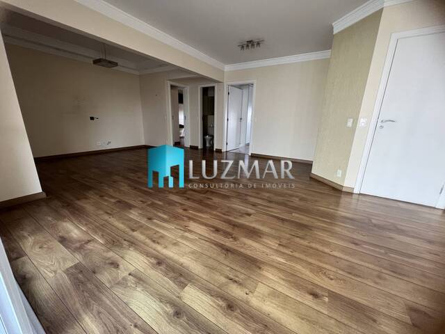 #717LL - Apartamento para Venda em São Paulo - SP