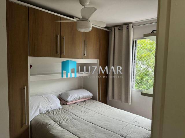 #831LZ - Apartamento para Venda em São Paulo - SP