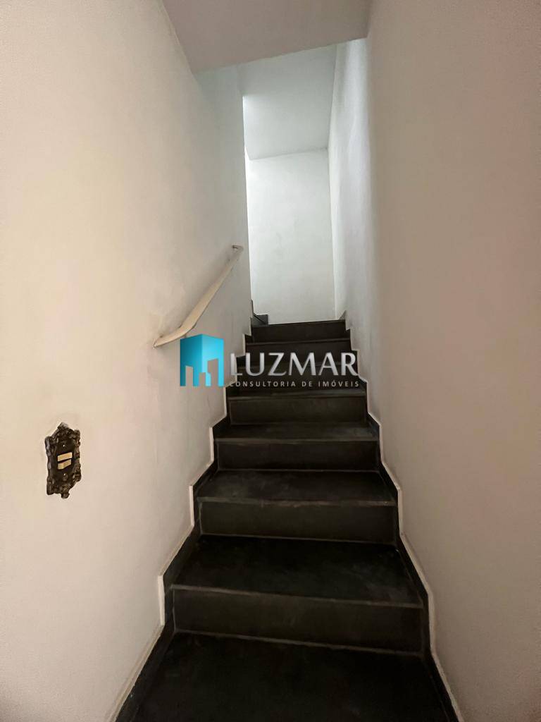 Casa, 4 quartos, 207 m² - Foto 4