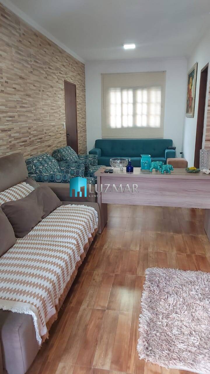 Casa, 3 quartos, 250 m² - Foto 2