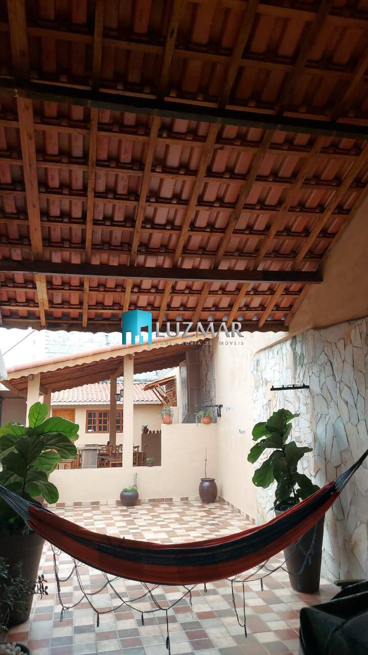 Casa, 3 quartos, 250 m² - Foto 19