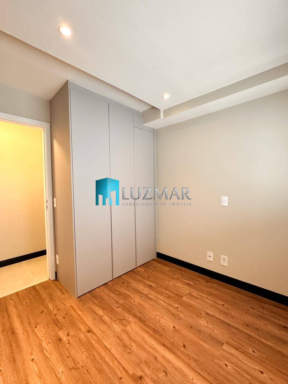 Apartamento à venda com 2 quartos, 90m² - Foto 19