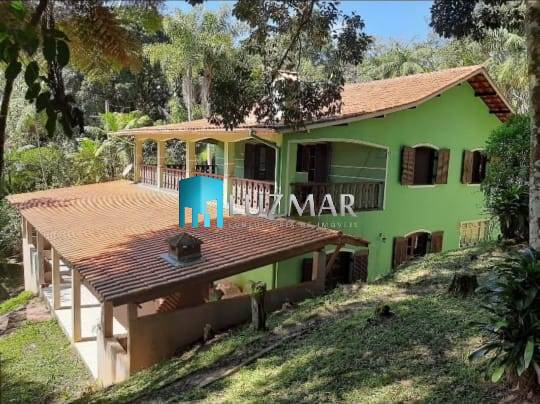 Chácara à venda com 4 quartos, 400m² - Foto 1
