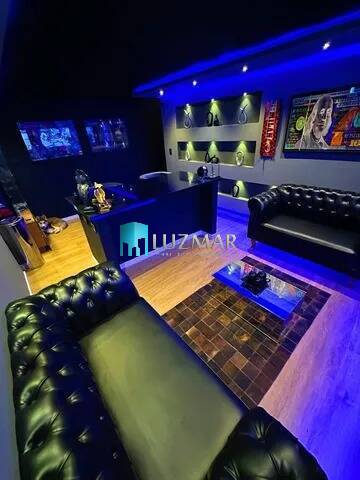 Casa, 3 quartos, 210 m² - Foto 2