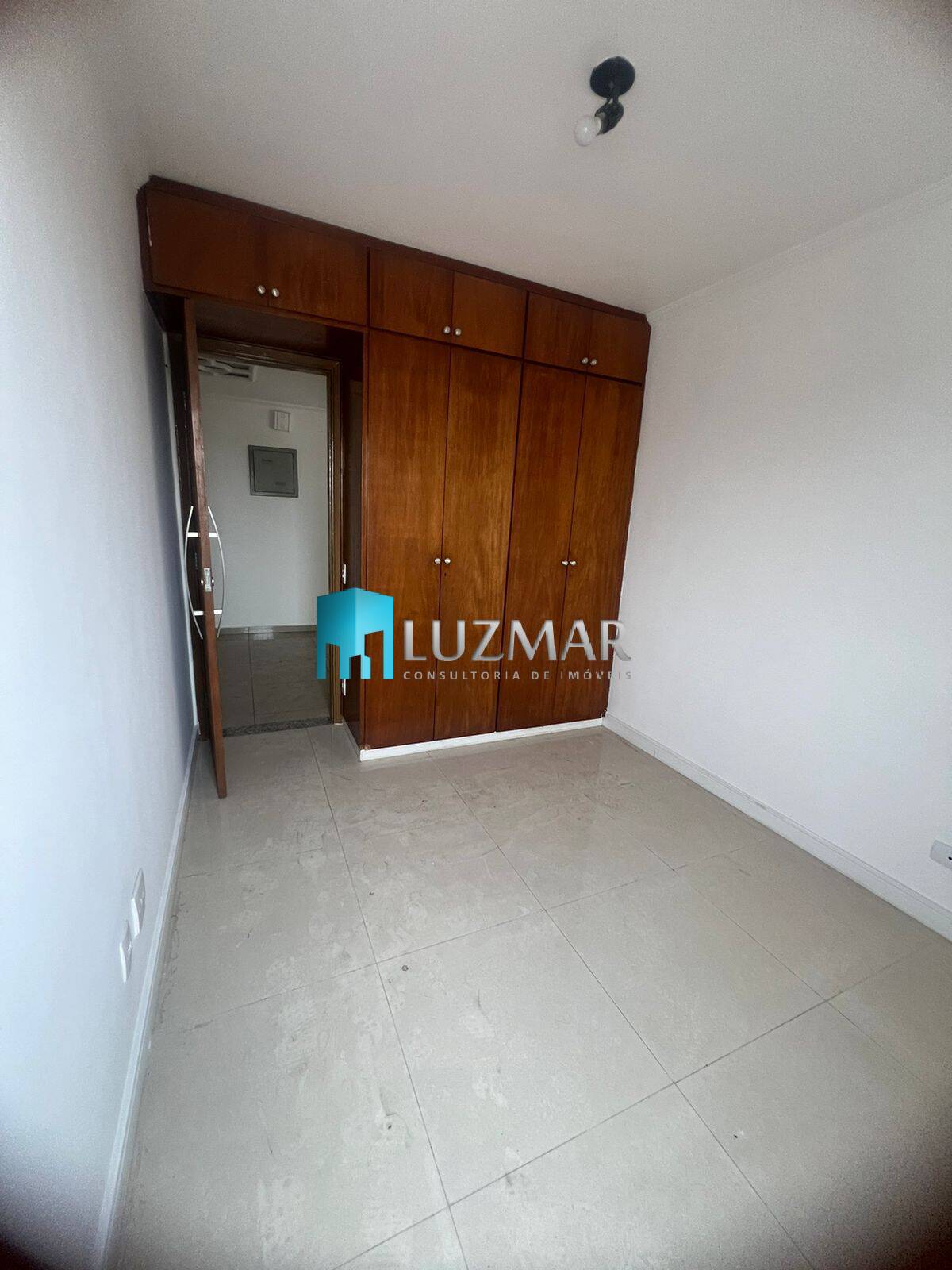 Apartamento à venda com 3 quartos, 135m² - Foto 8