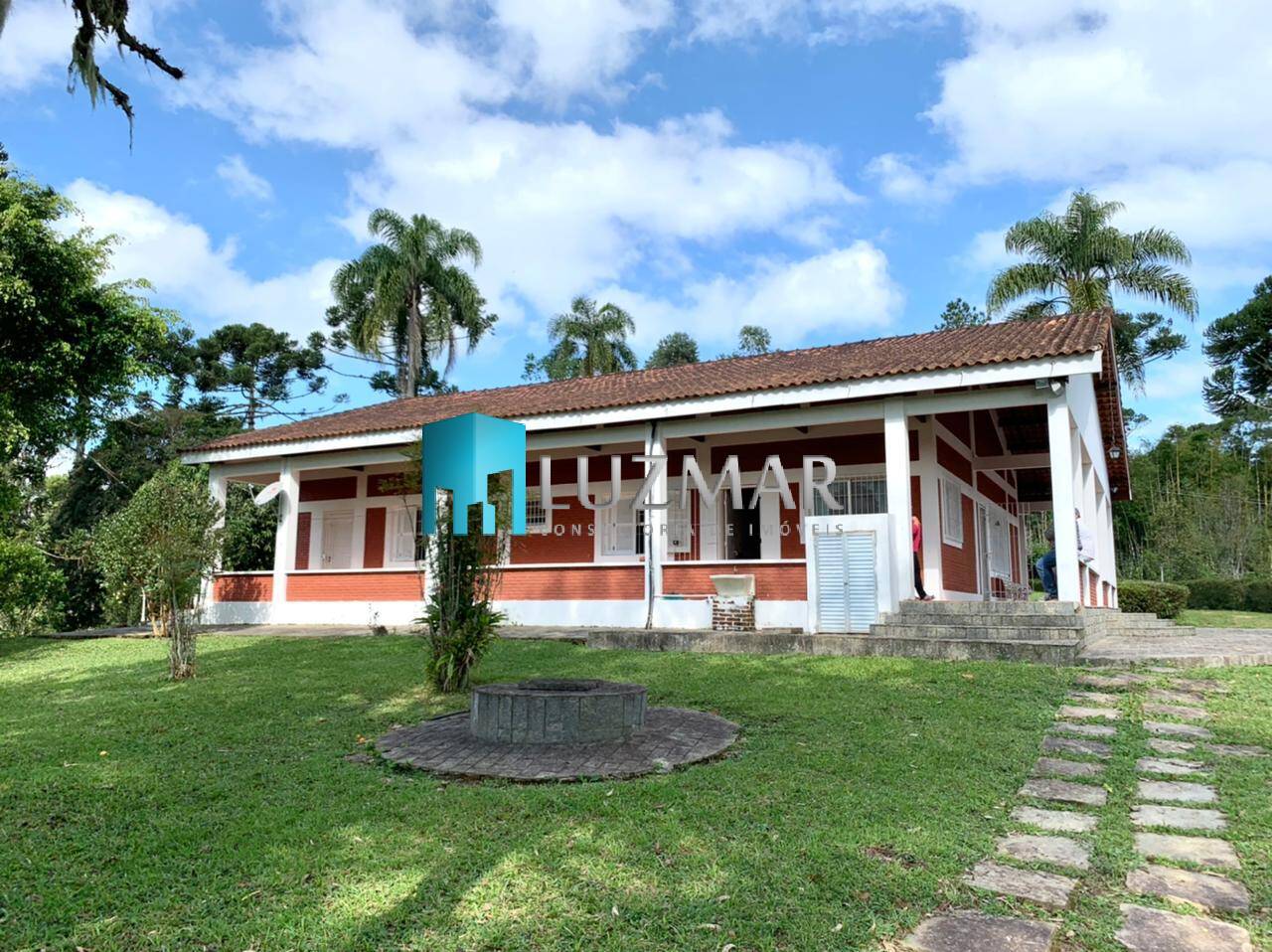 Chácara, 4 quartos, 800 m² - Foto 1