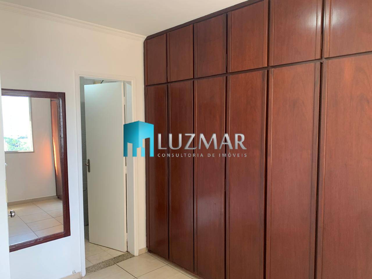 Apartamento para alugar com 3 quartos, 87m² - Foto 22