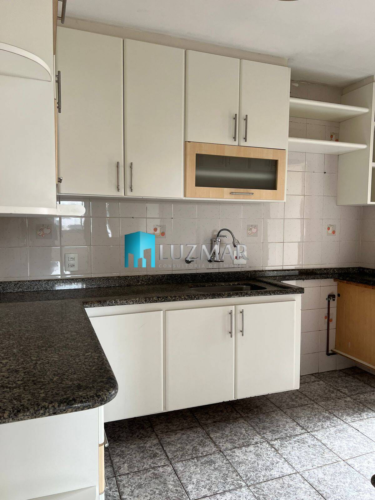 Apartamento à venda com 3 quartos, 66m² - Foto 11