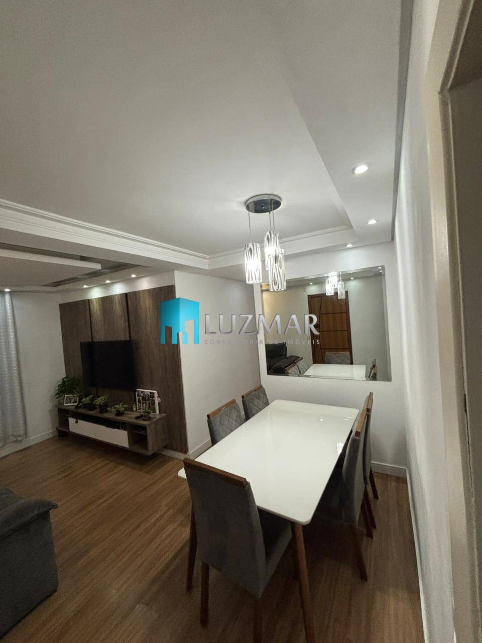 Apartamento à venda com 3 quartos, 66m² - Foto 2