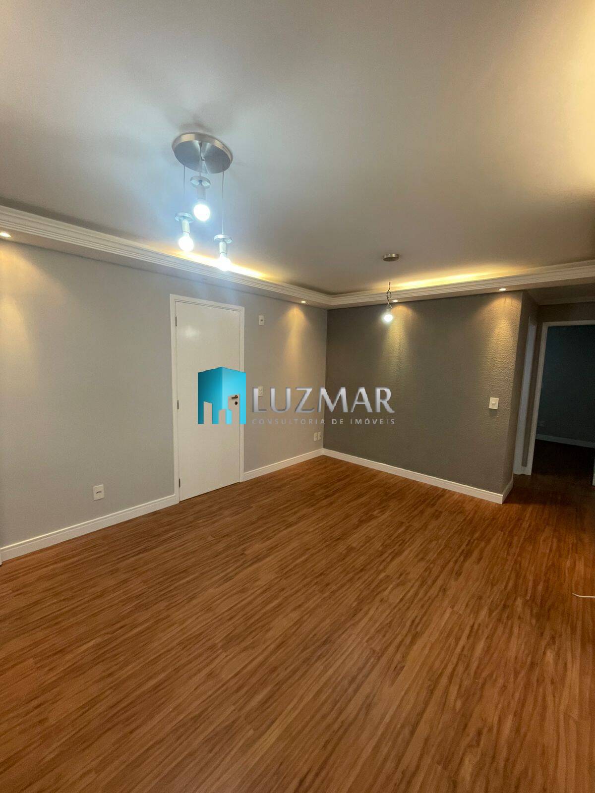 Apartamento à venda com 2 quartos, 67m² - Foto 25