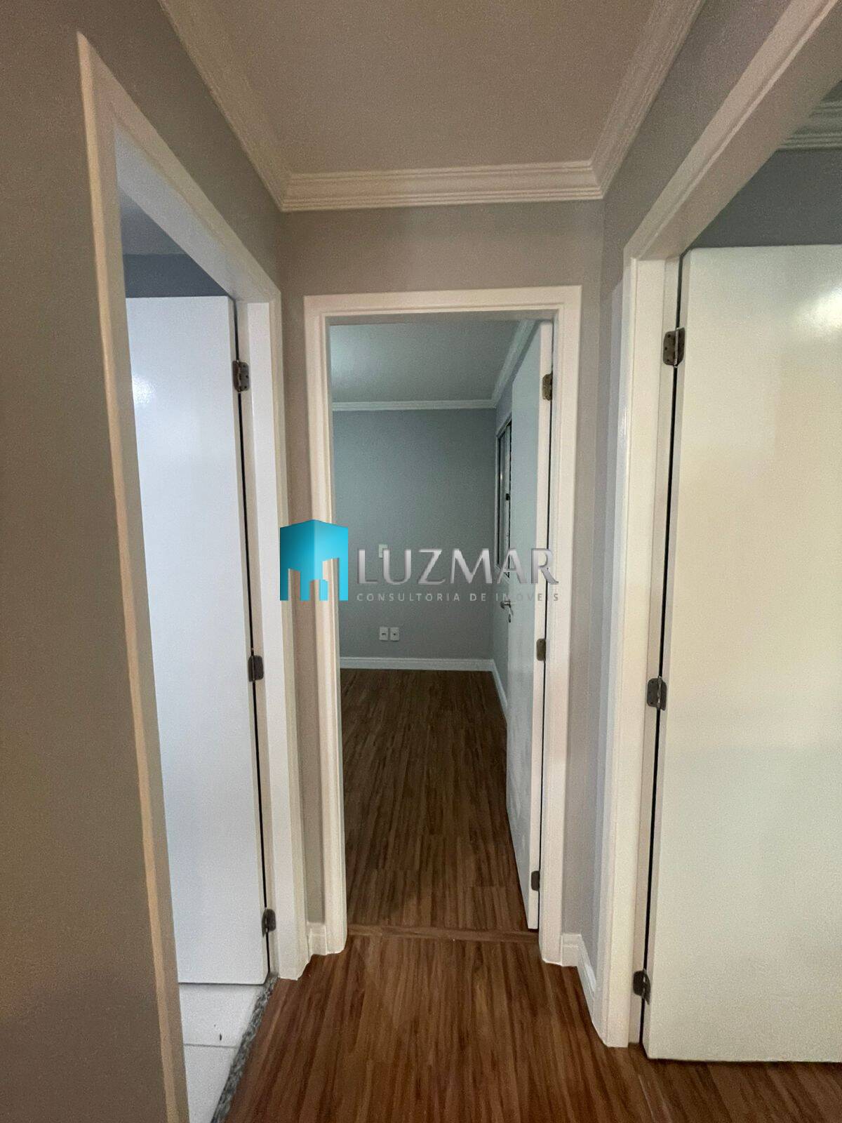 Apartamento à venda com 2 quartos, 67m² - Foto 28