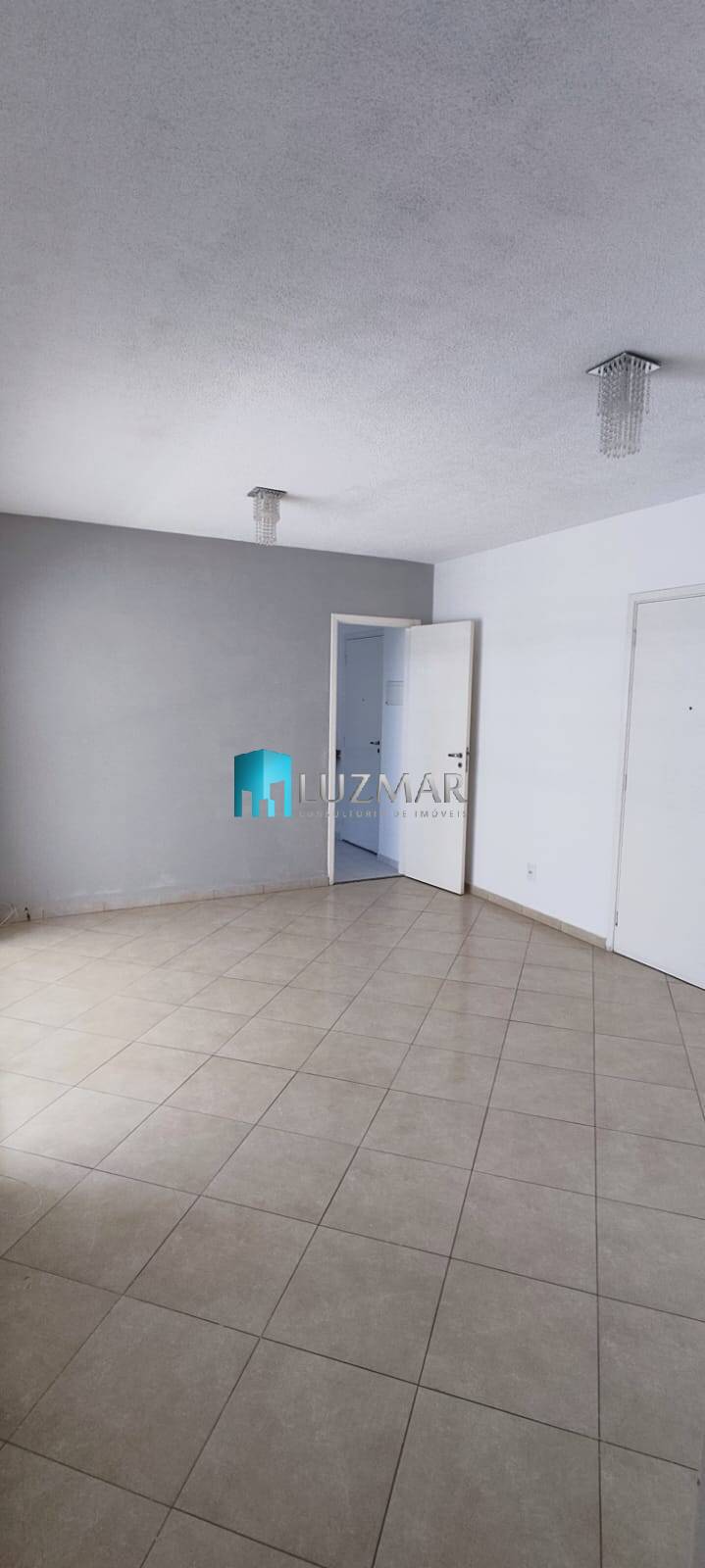 Apartamento à venda com 2 quartos, 69m² - Foto 9