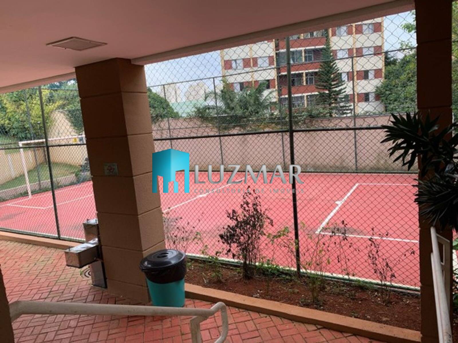Apartamento à venda com 2 quartos, 69m² - Foto 30