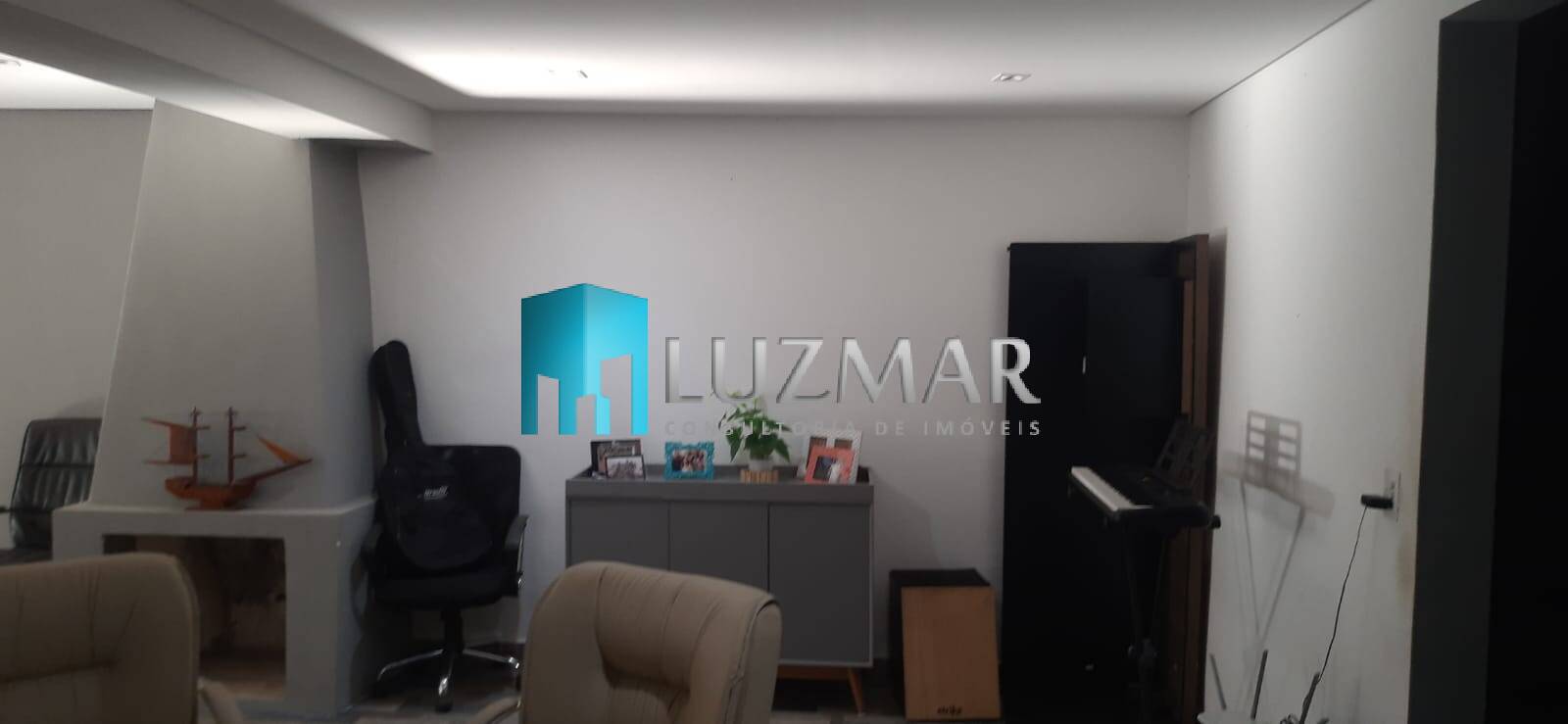 Casa, 3 quartos, 220 m² - Foto 35