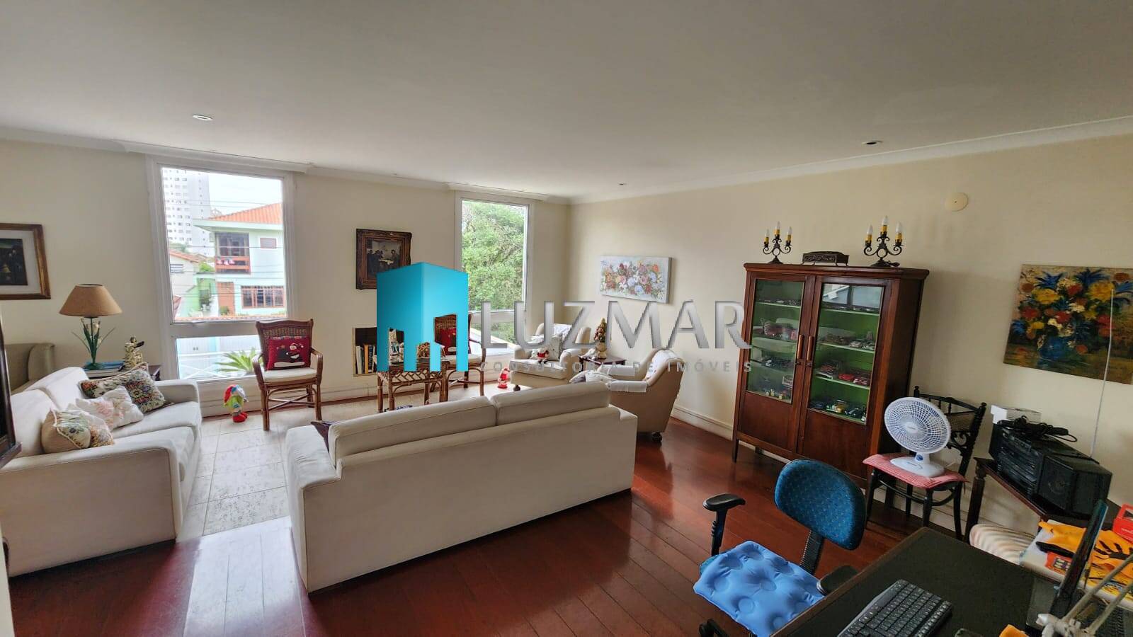 Casa, 5 quartos, 355 m² - Foto 1