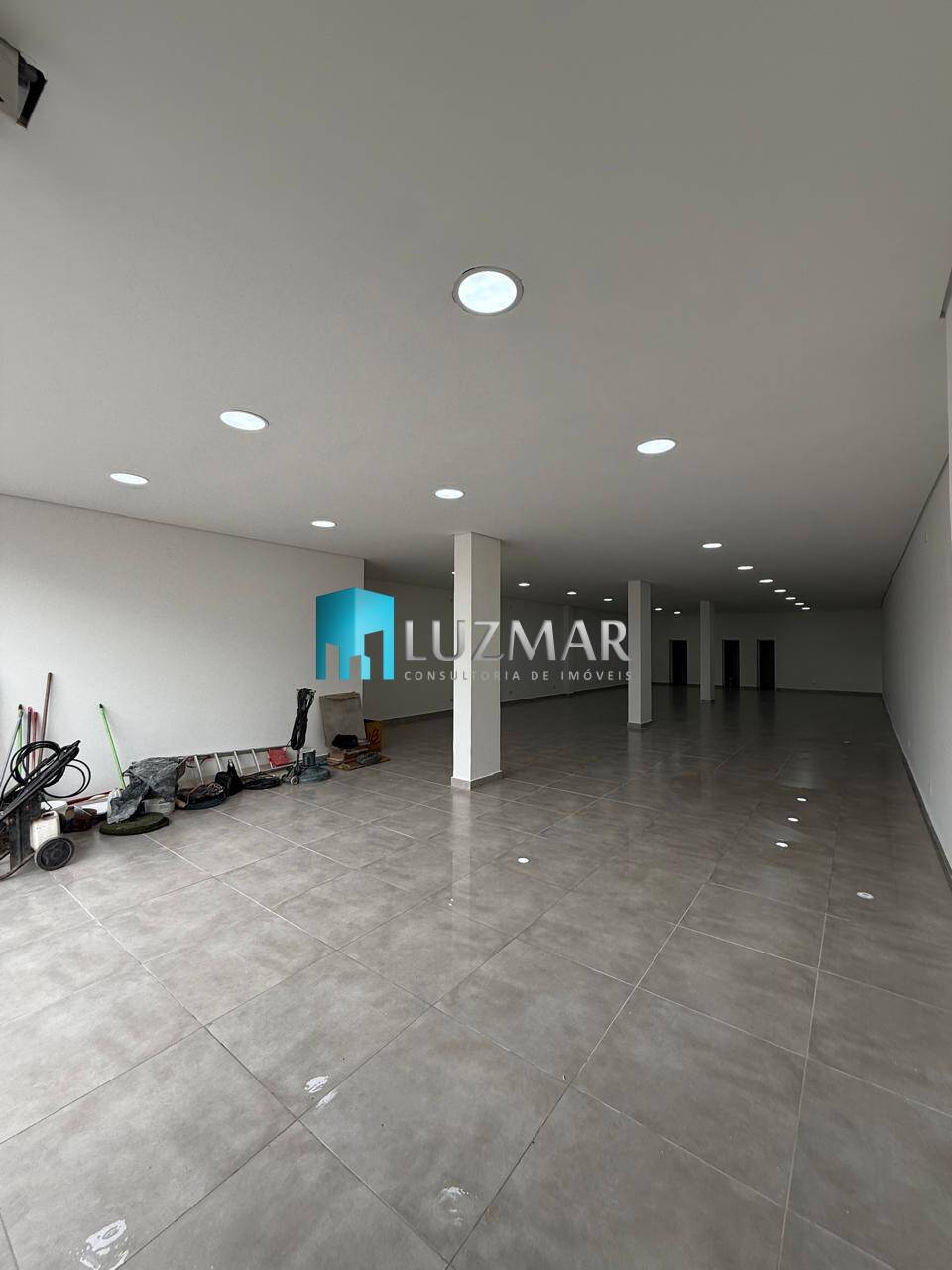 Loja-Salão, 250 m² - Foto 3