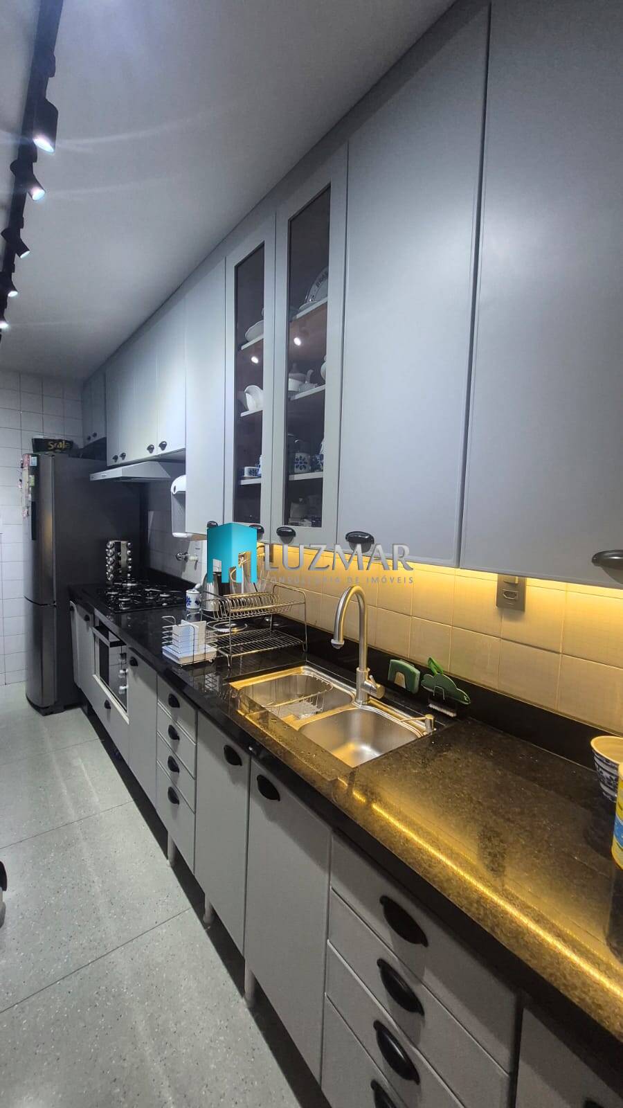 Apartamento, 3 quartos, 75 m² - Foto 2